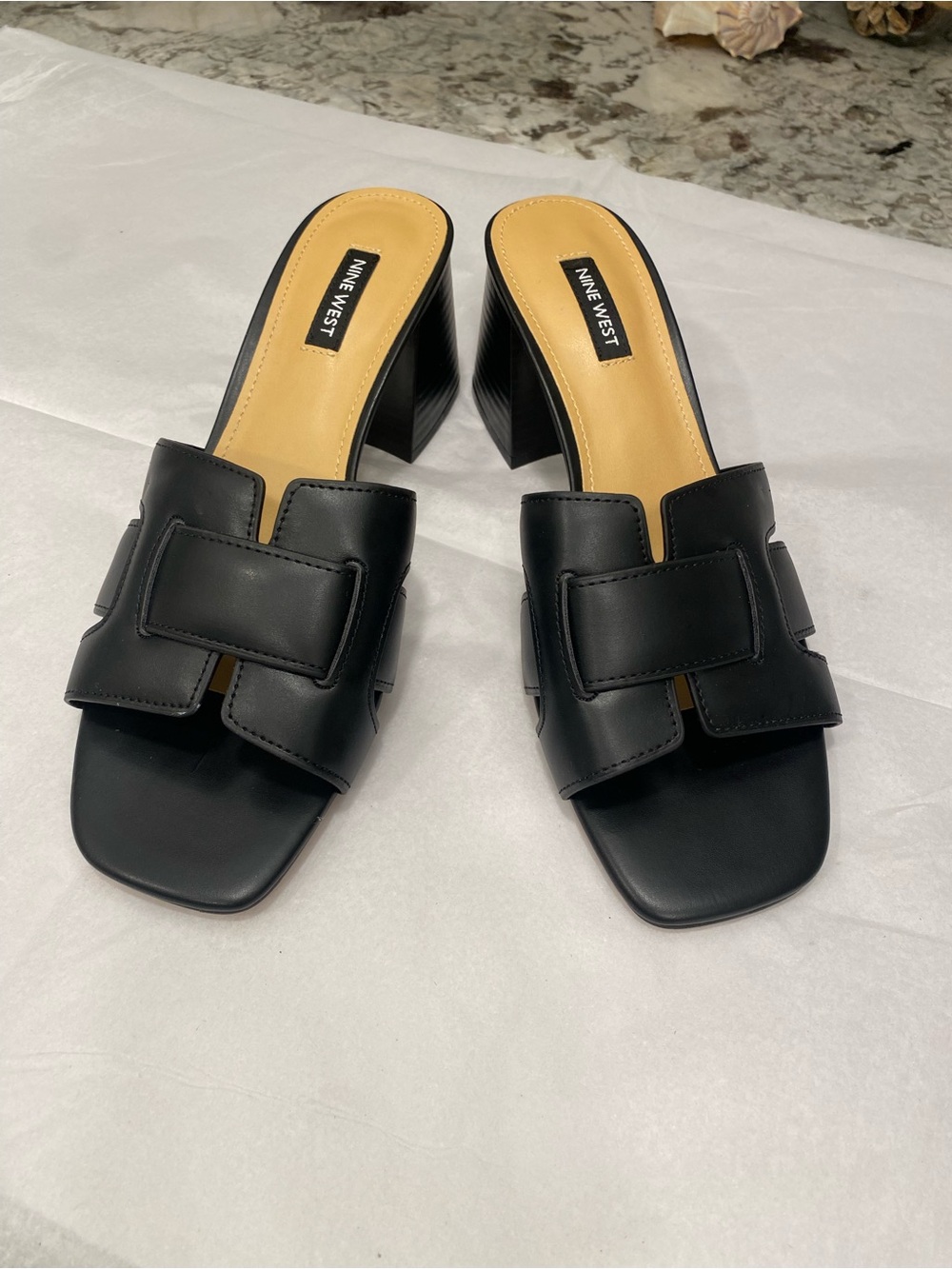 Nine West Black Block Heel Slide Sandals H Strap Size 8.5M - Picture 5 of 10